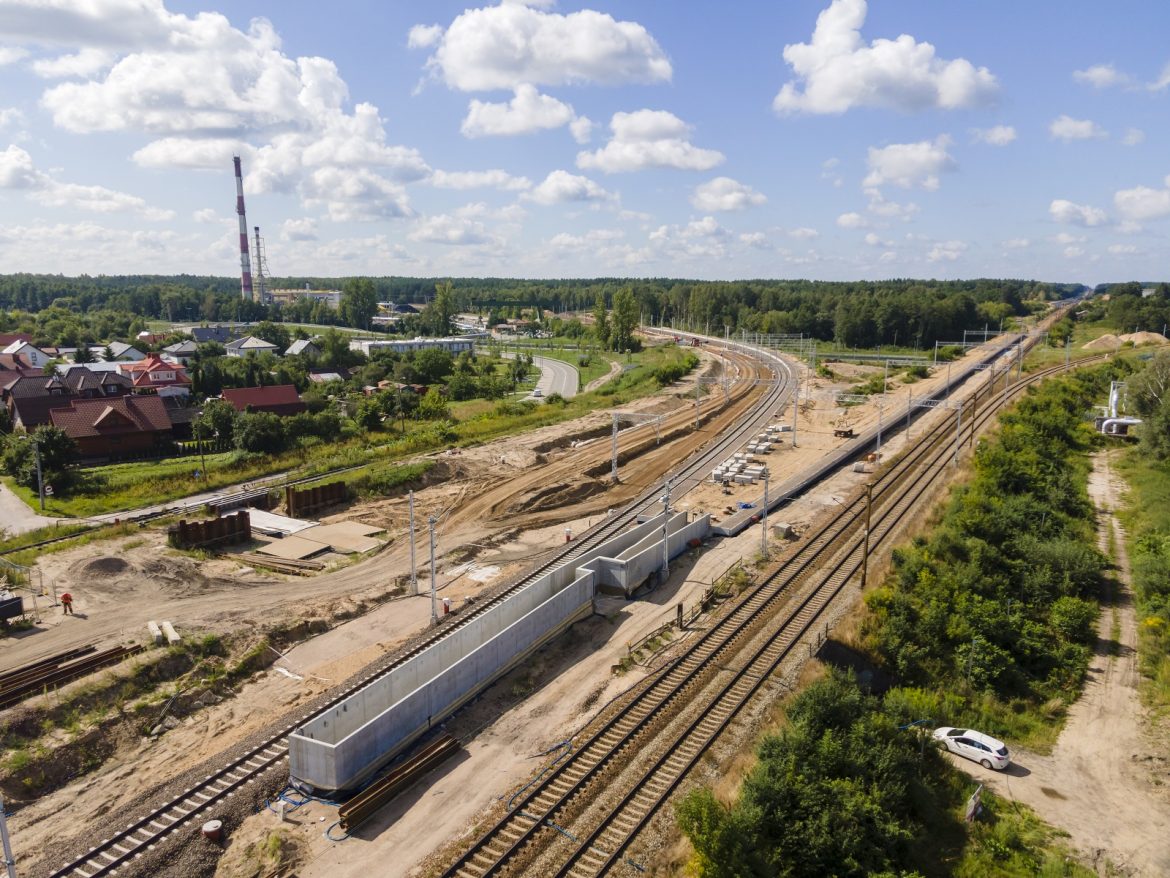 6_Budowa_przystanku_Zielone_Wzgorza__widok_z_drona_fot_Lukasz_Brylowski_PKP_Polskie_Linie_Kolejowe_SA (1)