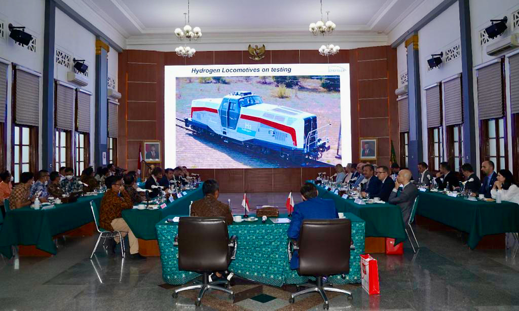 Pesa w Indonezji