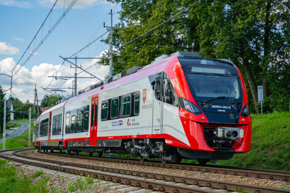 pkp-intercity-stawia-na-pi-trowe-sk-ady-alstom-zbuduje-nawet-72