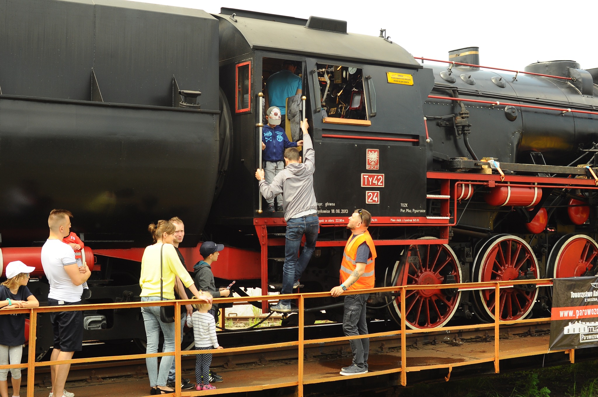 Specjalne pociągi na festyn w Jarocinie