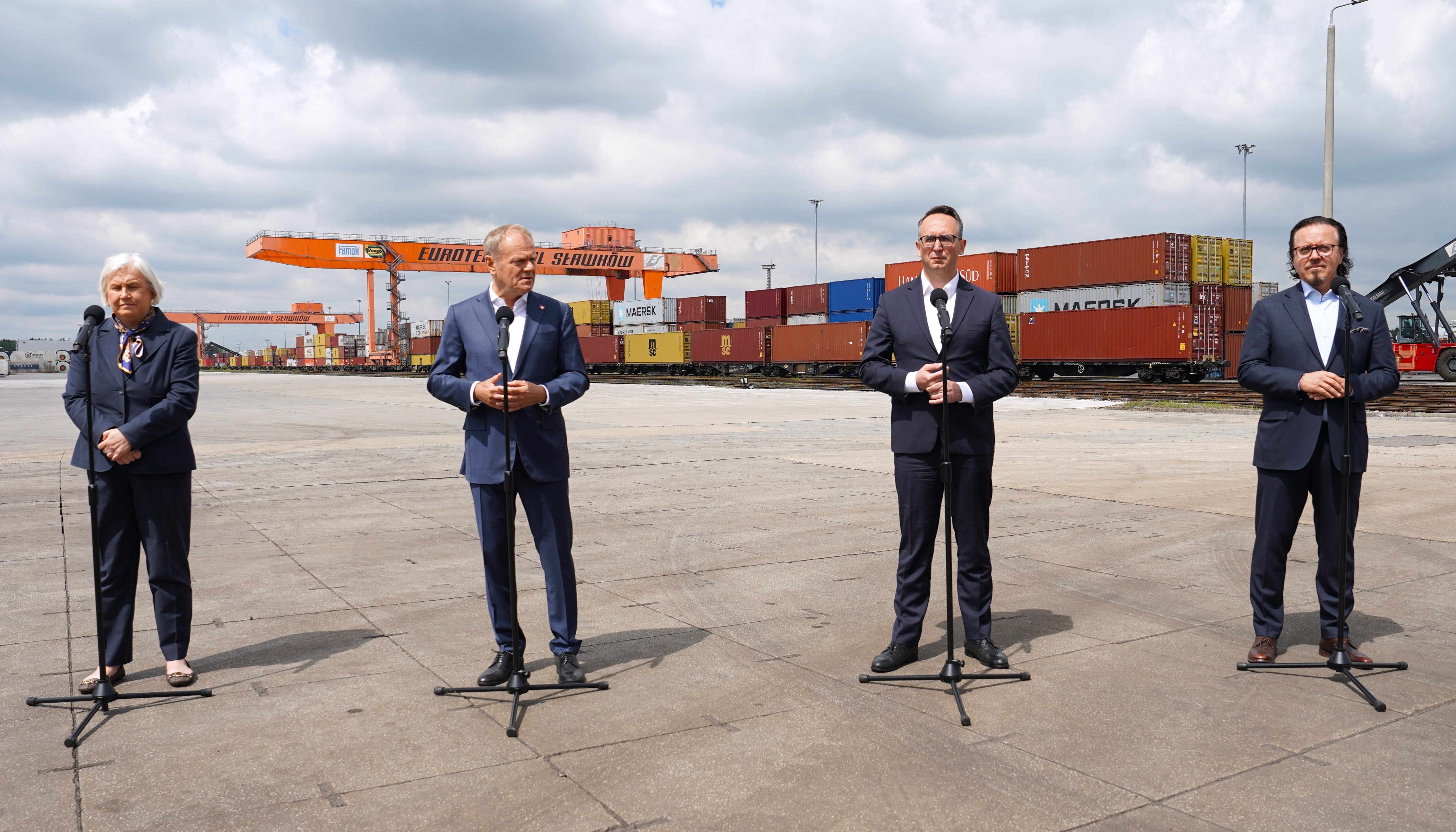 Dwa razy więcej kontenerów