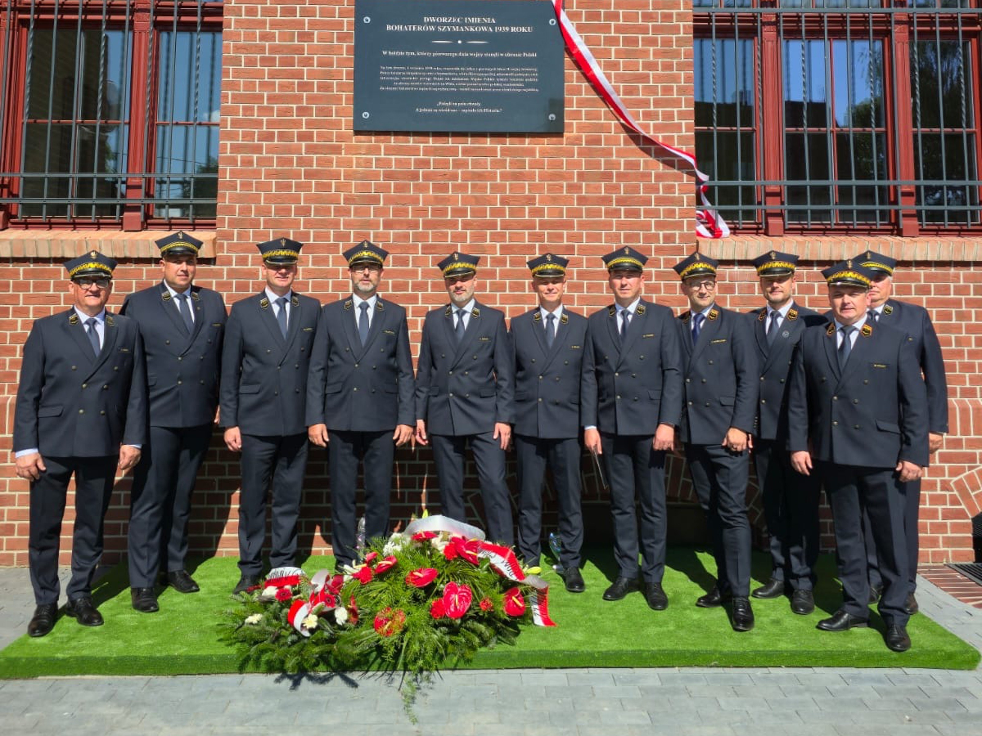 Dworzec w Szymankowie upamiętnia bohaterów