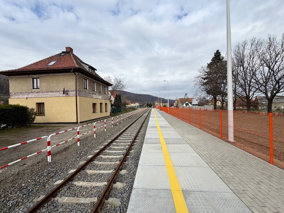 Koleje Dolnośląskie wydłużają linię do Bielawy