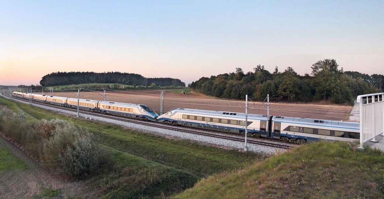 Alstom świętuje 100 lat PKP i zakładu w Katowicach