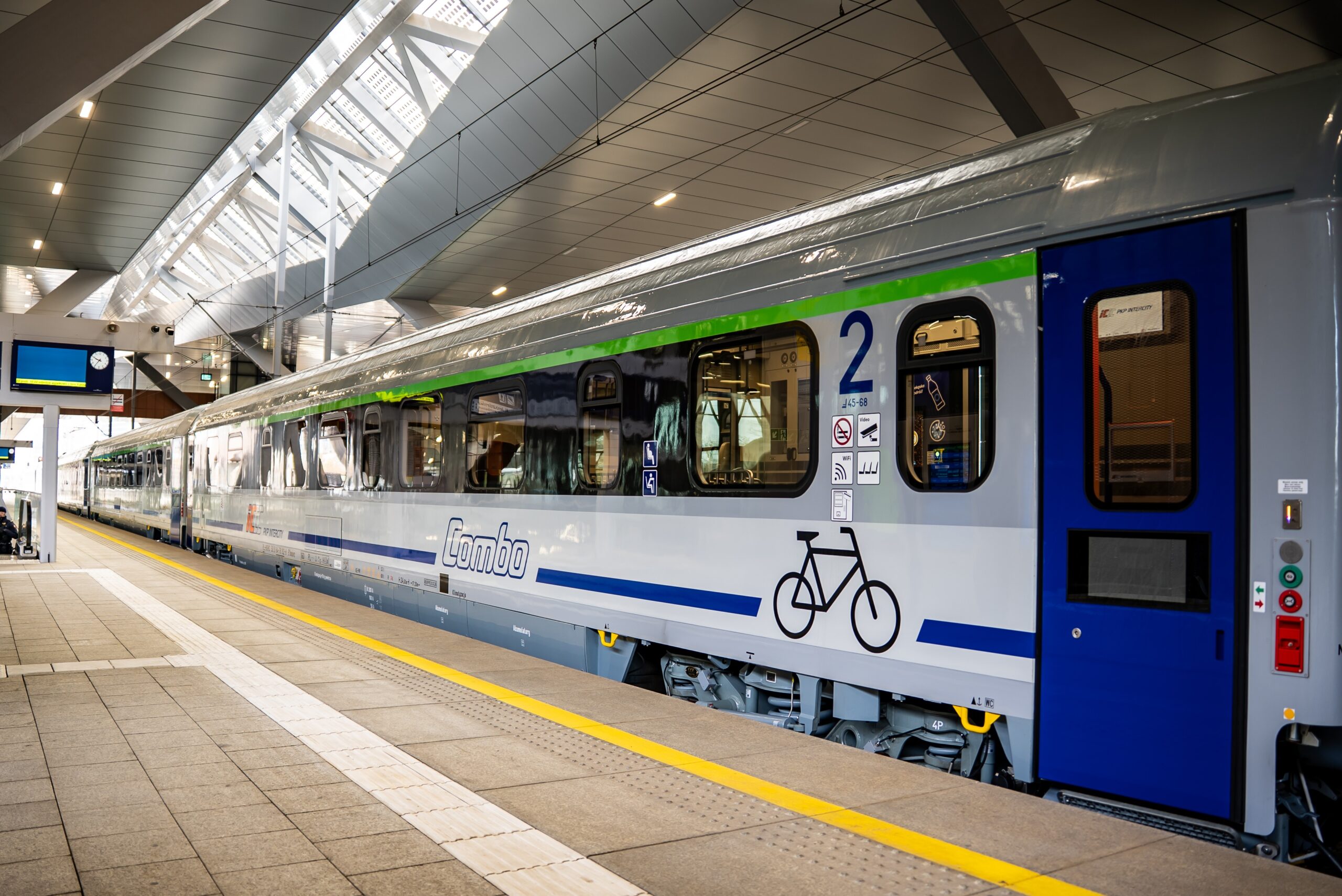 Ponad pół miliona pasażerów w programie lojalnościowym PKP intercity