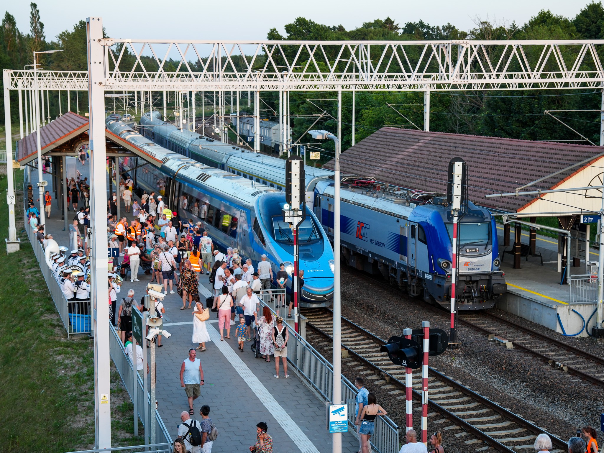 PKP Intercity: jak pogodzić połączenia komercyjne z przewozami publicznymi