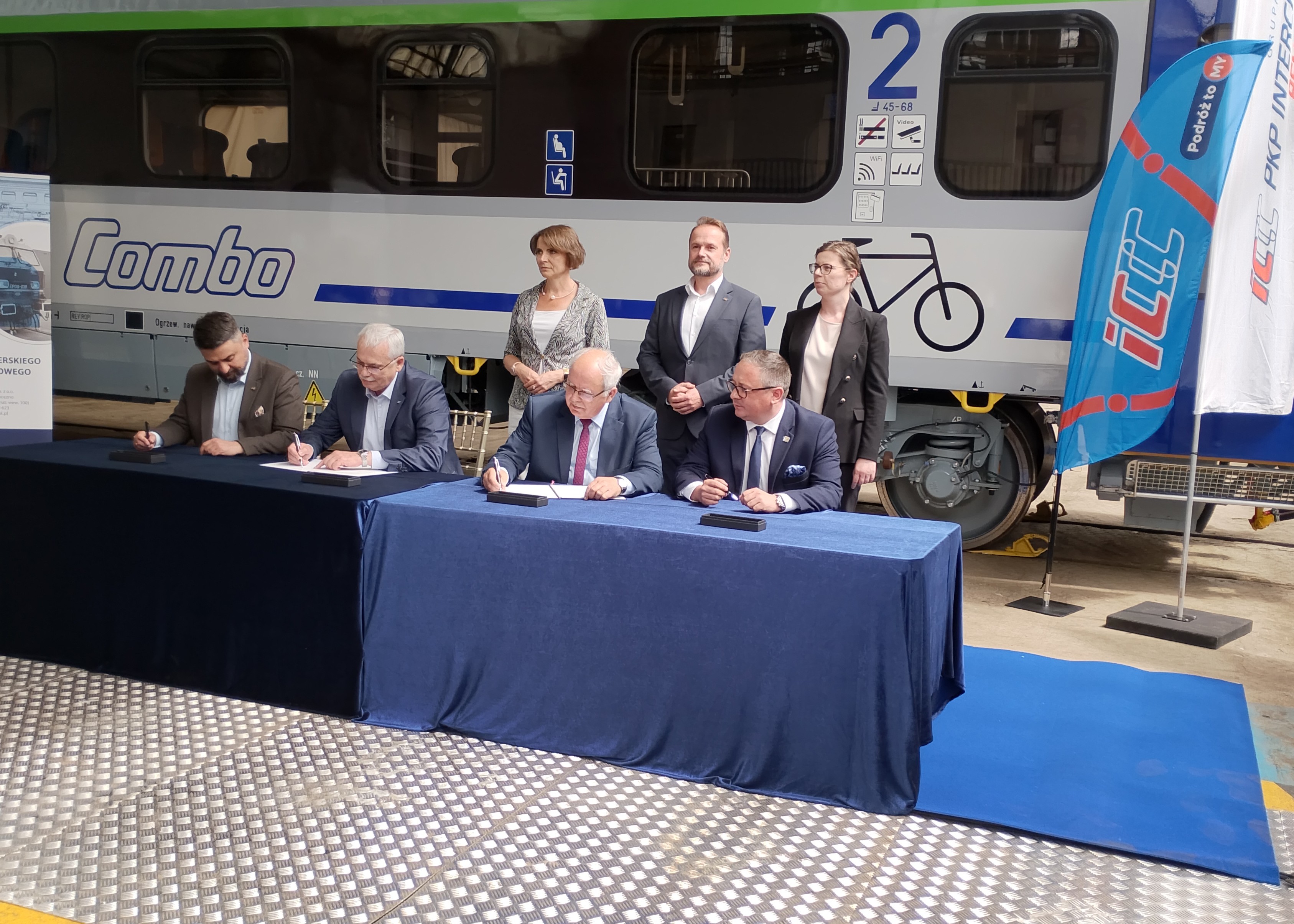 Remtrak odnowi towarowe „stodoły”