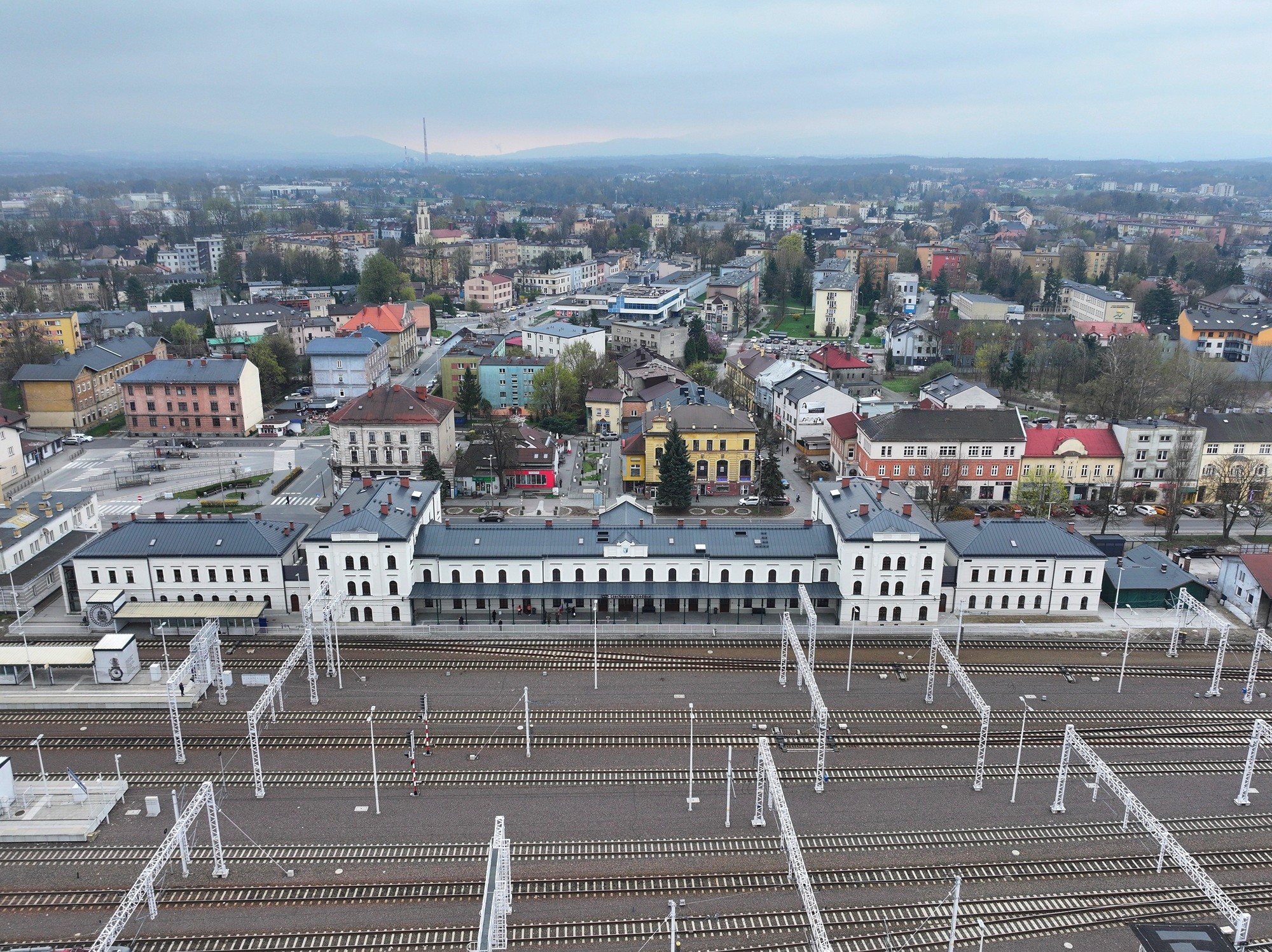 Pół roku remontów dworów kolejowych