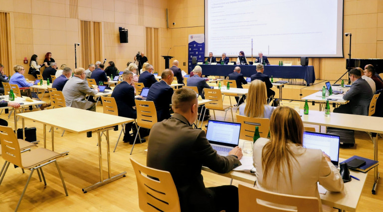 Sejmik za kolejowym Korytarzem Centralnym