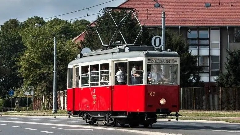 Po Szczecinie kursują 70-letnie Konstale