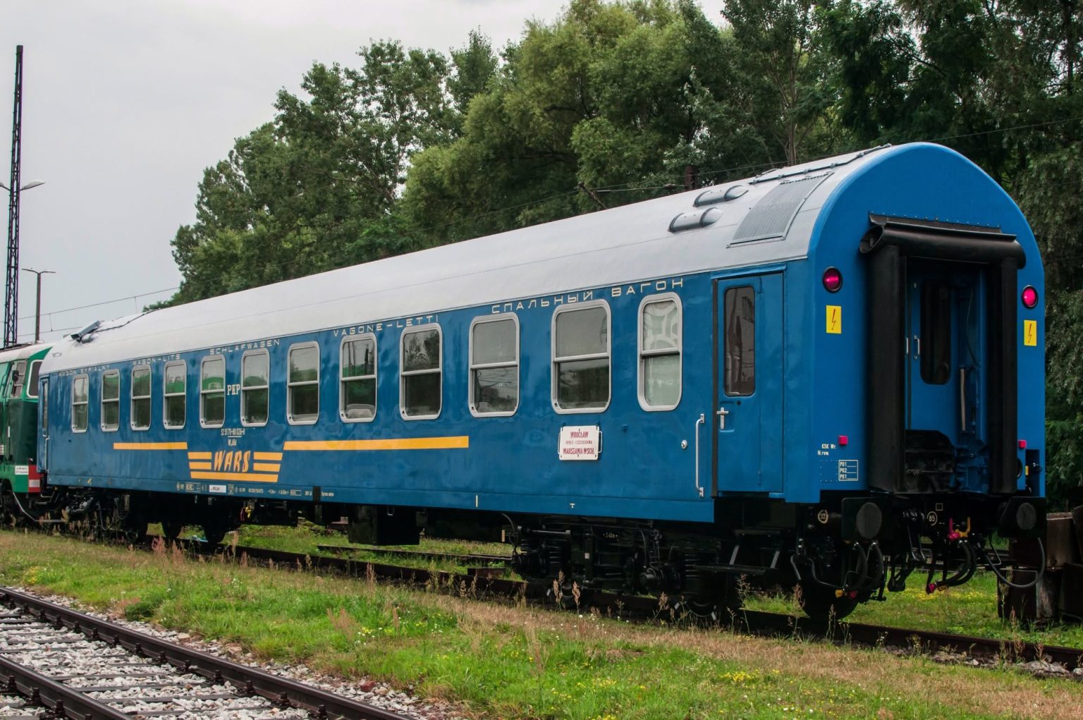 Zabytkowy wagon sypialny po jazdach próbnych