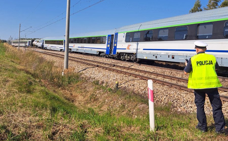 Usuwanie skutków katastrofy na lk 22